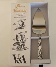 Victoria And Albert Porcelain Handled Alice In Wonderland Collection Cake Slicer
