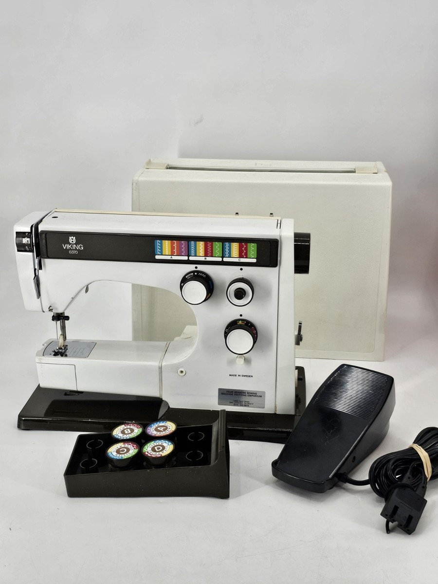 Vintage Husqvarna Viking 6370 Sewing Machine Colormatic White for
