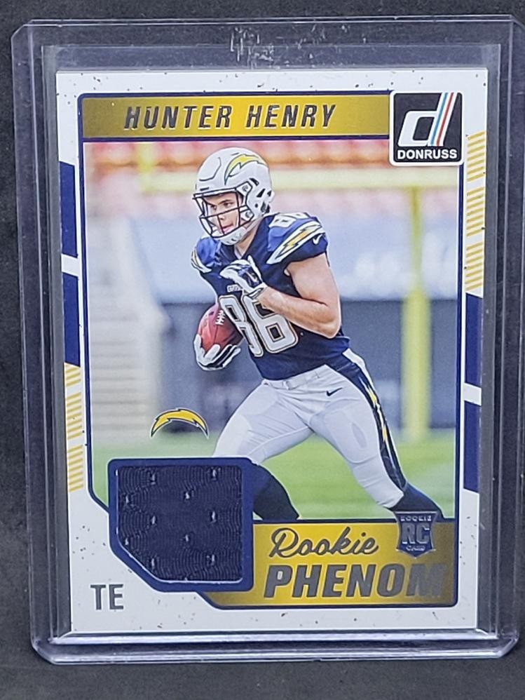 Hunter Henry Panini Donruss Rookie Phenom Jersey Relics #27 Base