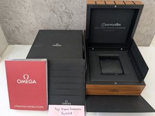 Omega Uhrenbox aus Holz mit Booklet, Kartenetui und Umkarton Gebraucht
