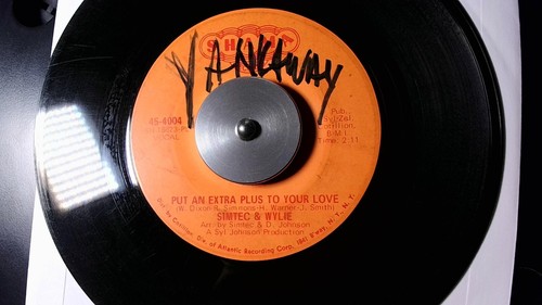 SIMTEC & WYLIE - GIMMIE SOME OF WHAT YOU GOT /PUT AN EXTRA PLUS ON YOUR LOVE 7" - Picture 4 of 8