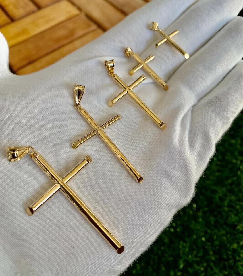 Colgante Cruz Crucifijo Pulido Unisex Chapado en Oro Amarillo 14K Sin Cadena Foto 3 de 4