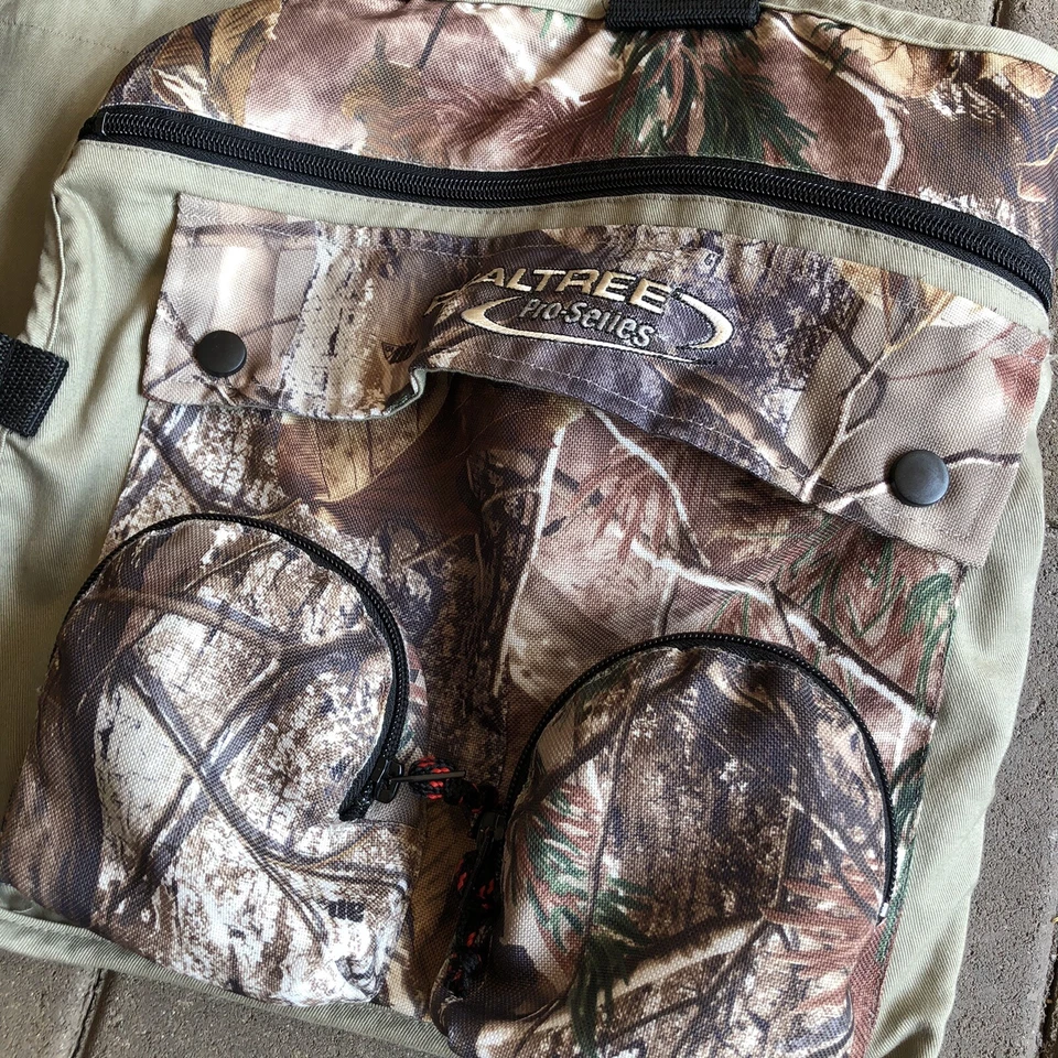 Whitewater Realtree Pro Series ap Camo Duck Turkey Hunting Gun Vest XL/XXL - Image 4 of 4