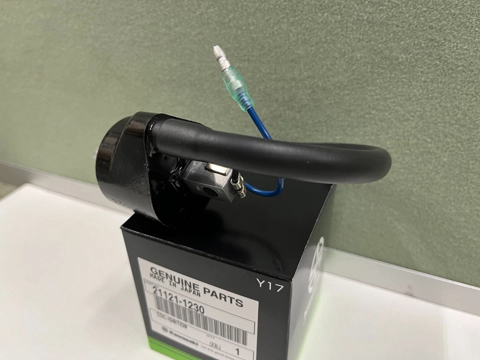 Kawasaki Genuine 1991-2009 KDX200 KL250 KLX250S COIL IGNITION 21121-1230 - Изображение 4 из 4