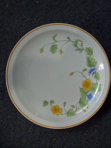Ming Pao Made in China 11 1/2" Large Heavy Serving Platter Blue Yellow Flower