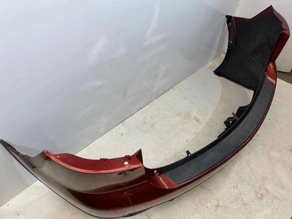 Conjunto de parachoques trasero para MAZDA CX9 2007-2012 sin enganche de remolque rojo = 32 V ¡grieta OEM! Foto 4 de 4