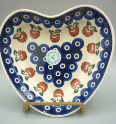 Polish Pottery Boleslawiec Wiza BOWL / DISH Heart Shaped Apples NEW with Tags
