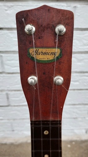 Harmony Ukuleles w/Bag! #2 -LL - Picture 3 of 6