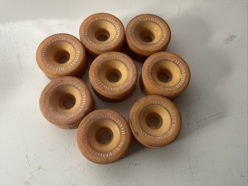 Powell bones artistic wheels 98a 62mm
