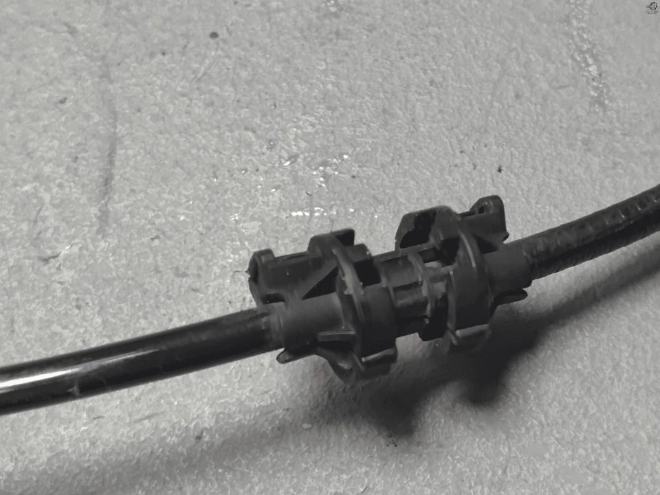 SENSOR DE VELOCIDAD DE RUEDA ABS DELANTERO IZQUIERDO O DERECHO OEM 2024-2025 CHEVROLET TRAX 1 PIEZA Foto 4 de 4