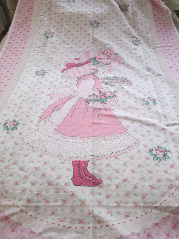 ""GIRL'S TWIN BED QUILT TOP FABRIC PANEL - GIRL WITH LARGE HAT - FLOWERS""