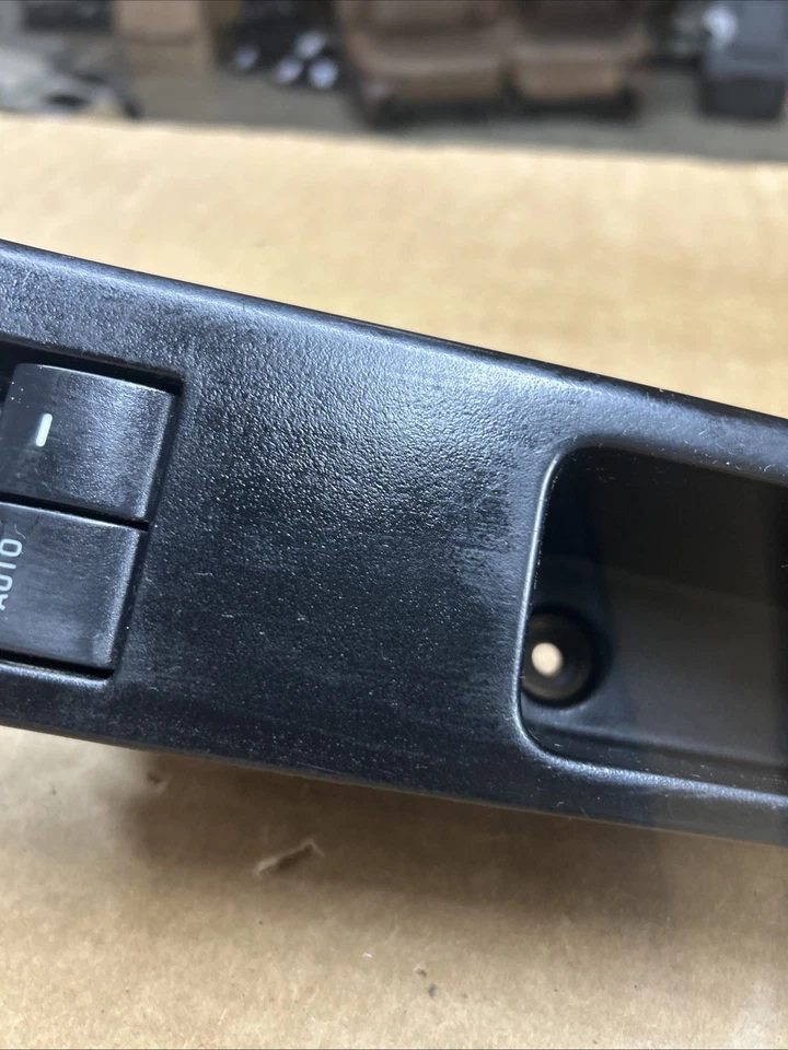 Interruptor de ventana eléctrica para conductor Ford Ranger 2009-2019 con bisel OEM 8L54-14B133 AFW Foto 4 de 4