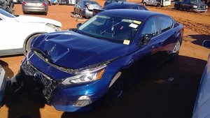 Rear View Mirror Without Automatic Dimming Fits 00-01 03-20 Nissan Altima OEM