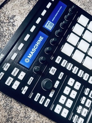 MASCHINE MK2    Native Instruments