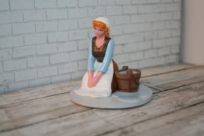 Disney Cinderella Cleaning Washing Floor Water Bucket Cake Topper