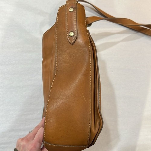 Frye Olivia Large Crossbody Cognac Tan Brown Bag. NWT. - Picture 11 of 11
