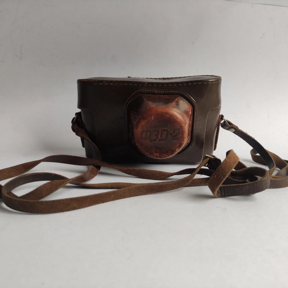 FED 2 Vintage 35mm Film Camera Rangefinder Lens Industar-26m Leica Copy ussr - Image 2 of 4