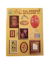 VINTAGE  1974 HAZEL'S PEARSON HANDICRAFTS - NEW DESIGNS FOR QUILLING
