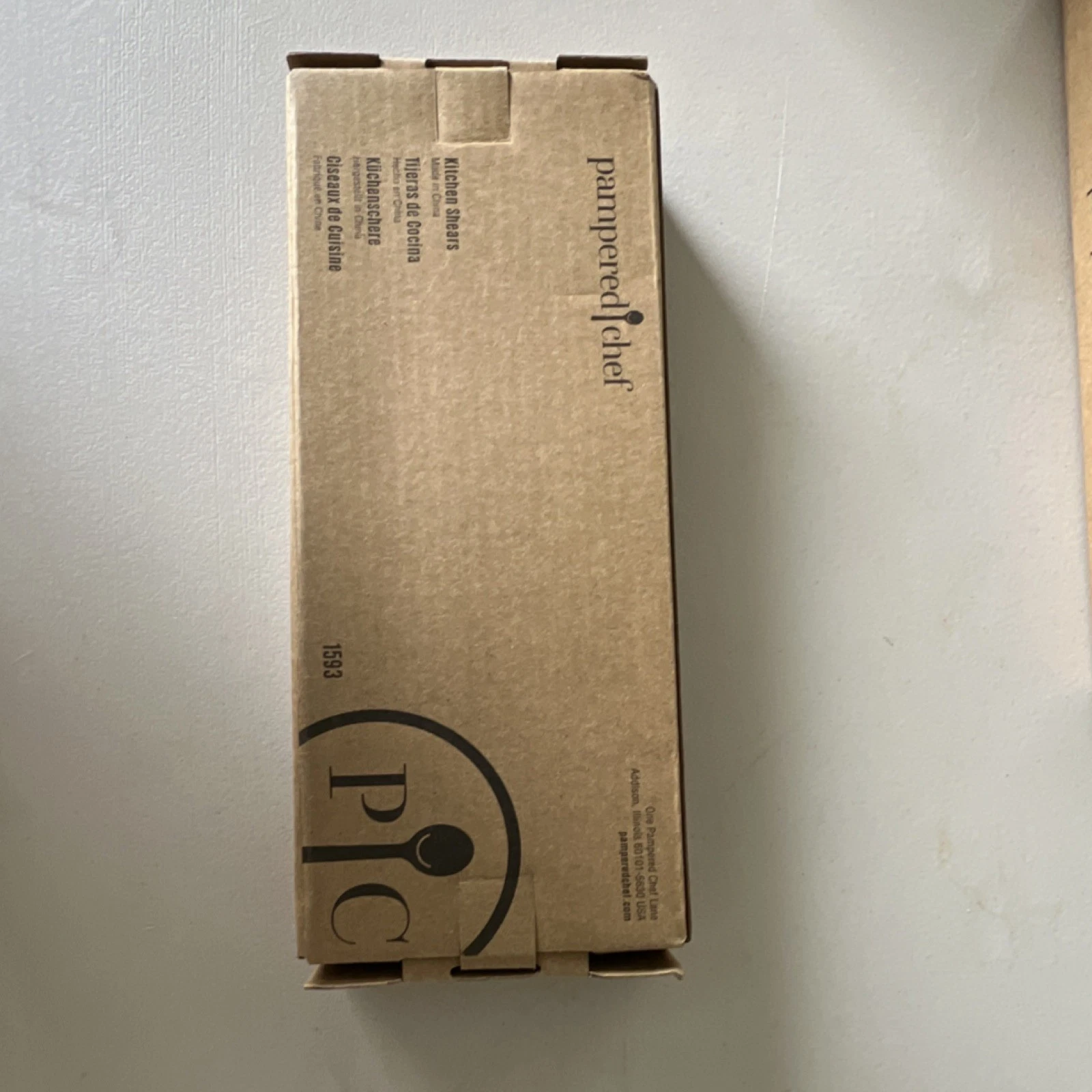 Pampered Chef Kitchen Shears 1593 Black Silver Metal Plastic Cooking Tool
Opens in a new window or t