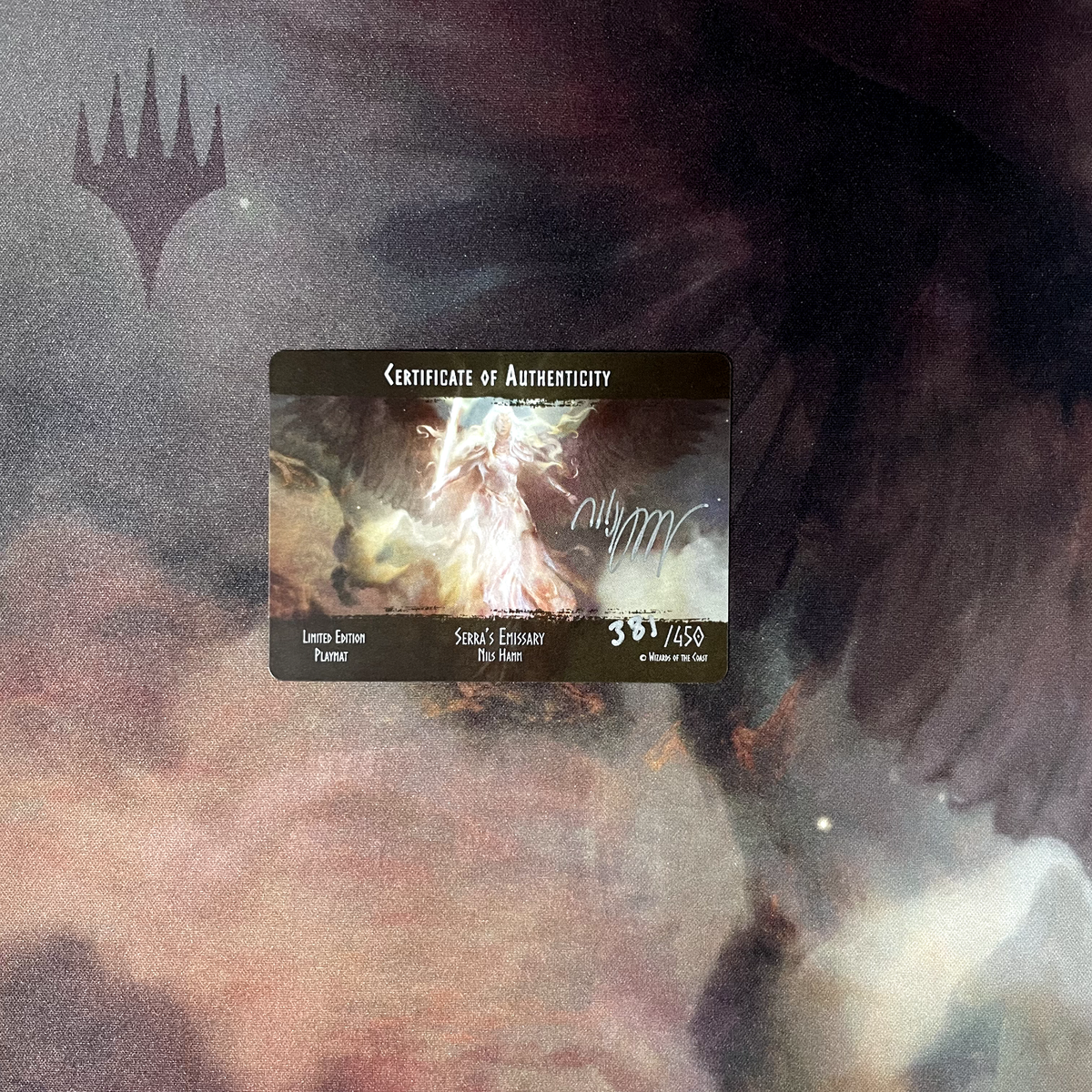 MTG セラの使者 プレイマット Nils Hamm直筆サイン入り 証明書付き Serra's Emissary 381/450 Kickstarter Exclusive Playmat Signed Nils