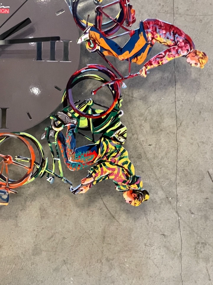 David Gerstein Arte Pop Hecho a Mano Escultura de Metal " City Ride Time Clock" Foto 3 de 4