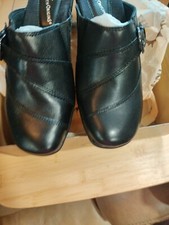 EARTH ORIGINS Amore Black Leather Slide On Casual Shoes Mule Size 6.5M NIB