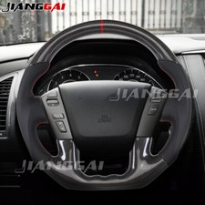 Volante in pelle traforata fibra di carbonio adatto a Nissan Armada Y62 2019+