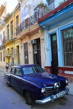 CUBAN ART #176 ** LEO KELLY ** Blue Studebaker in Habana 30x20 SIGNED ON CANVAS 