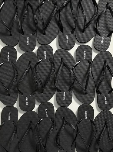 NWT - OLD NAVY Classic Flip-Flops Thong Sandals - BLACK - Women's sizes  6/7/8 | eBay