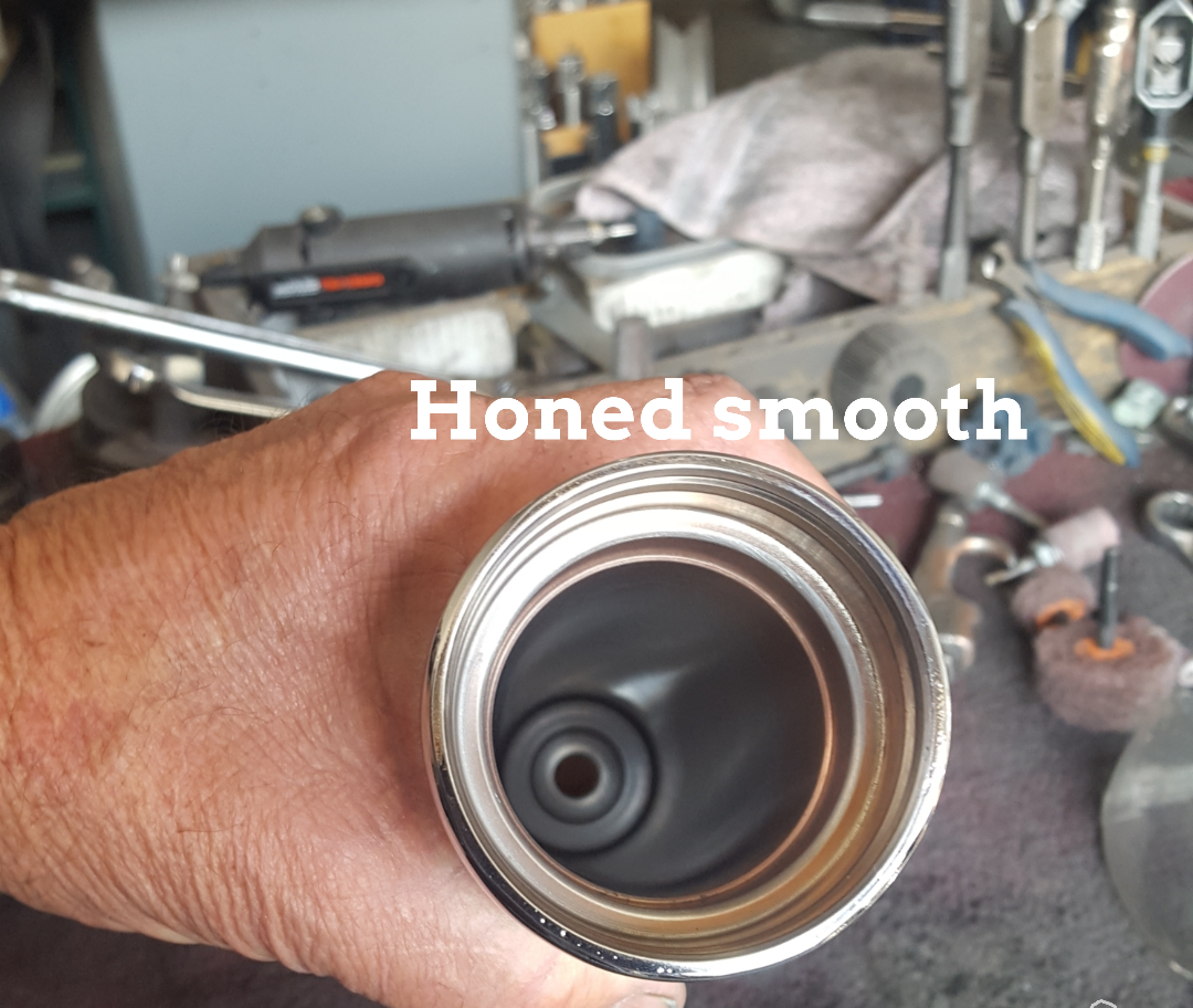 HARLEY TRIKE GLOSS BLACK FORKS RED CALIPERS WHEEL SPACERS AXLE CAPS