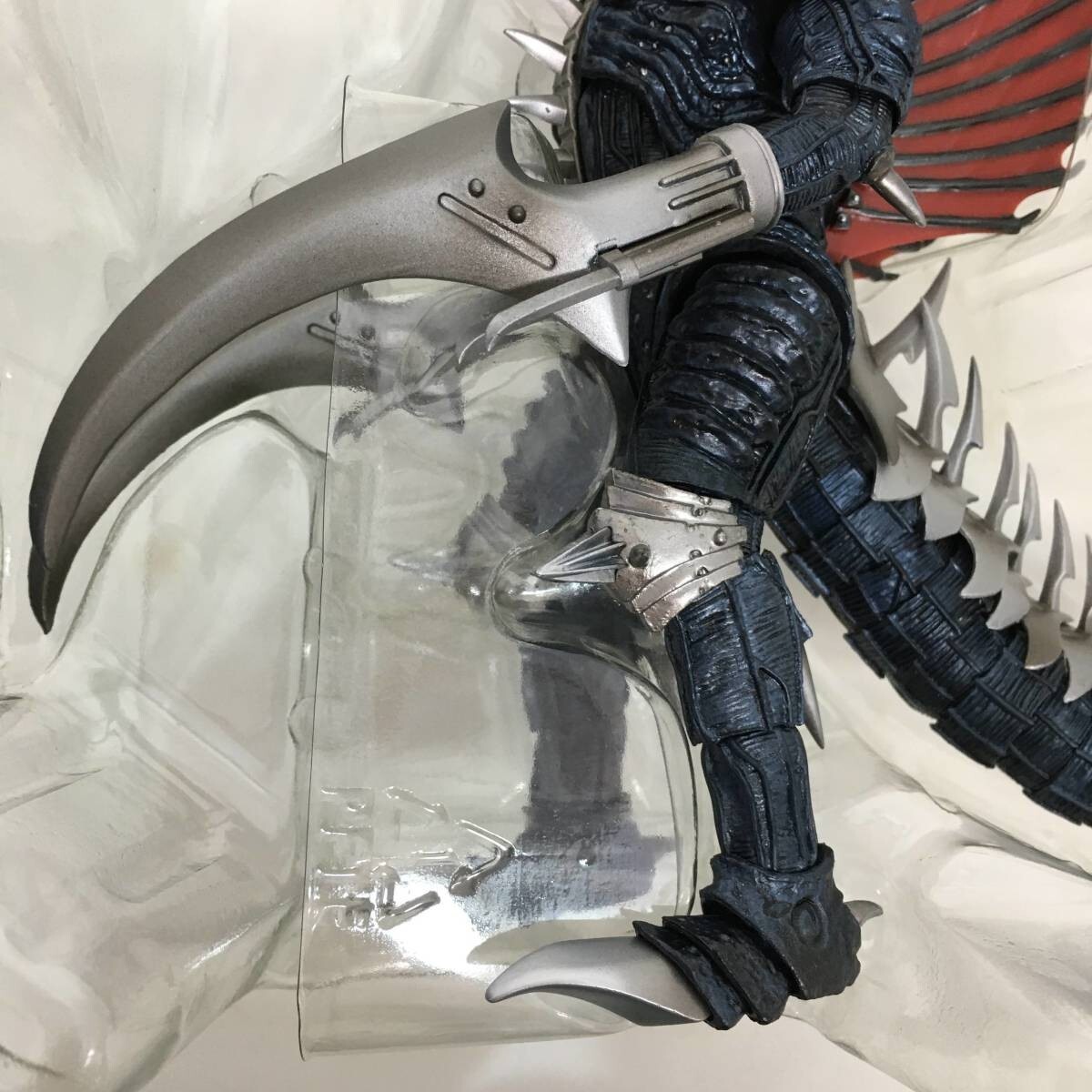 Bandai S.H. MonsterArts GIGAN 2004 Great Decisive Battle ver