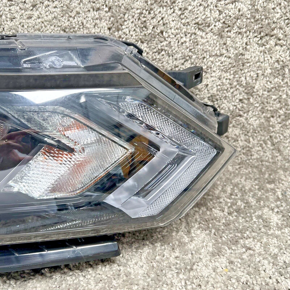 OEM 2017 2018 2019 Nissan Rogue Sport pasajero derecho halógeno LED 26010-6MA0A Foto 3 de 4