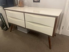 Display Cabinet, Originally In The Designer Shop Used For Hand Bags