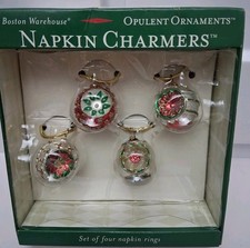 Vyg Christmas indent Ornament napkin Rings  Set Of 4 Resin