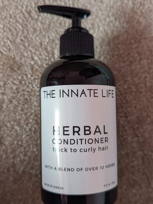 the innate life herbal conditioner dickes bis lockiges haar selten lockiges mädchen natur p