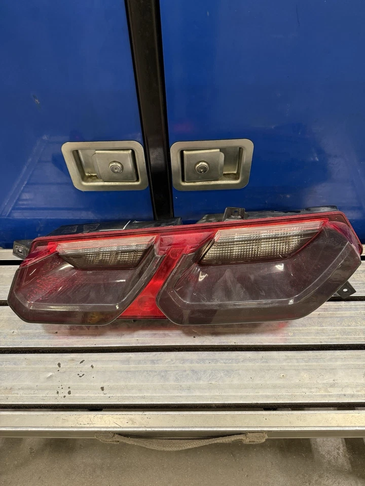 Par de luces traseras LED 2014-2019 para Chevy Corvette C7 Z06 conjuntos de luces traseras izquierda y derecha OEM Foto 2 de 4