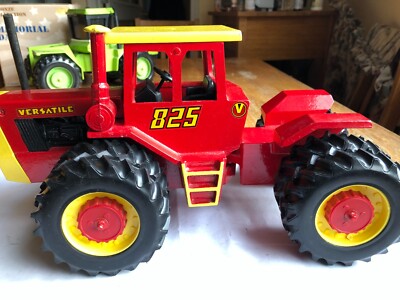 Versatile 825 four wheel drive toy tractor by Scale Models in 1/16 scale w duals