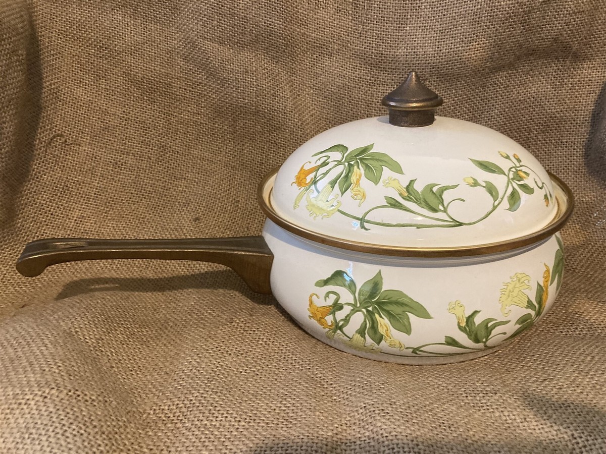 アンティーク雑貨 Spanish Old Evantaille. vintage Asta enamelware 2 qt. lidded pot, for electric, gas