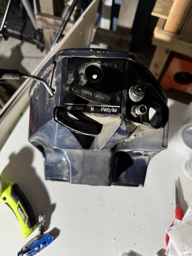 Force 15 HP Outboard Lower Engine Pan Cowling Shifter Plate Model 15267A - Foto 4 di 5