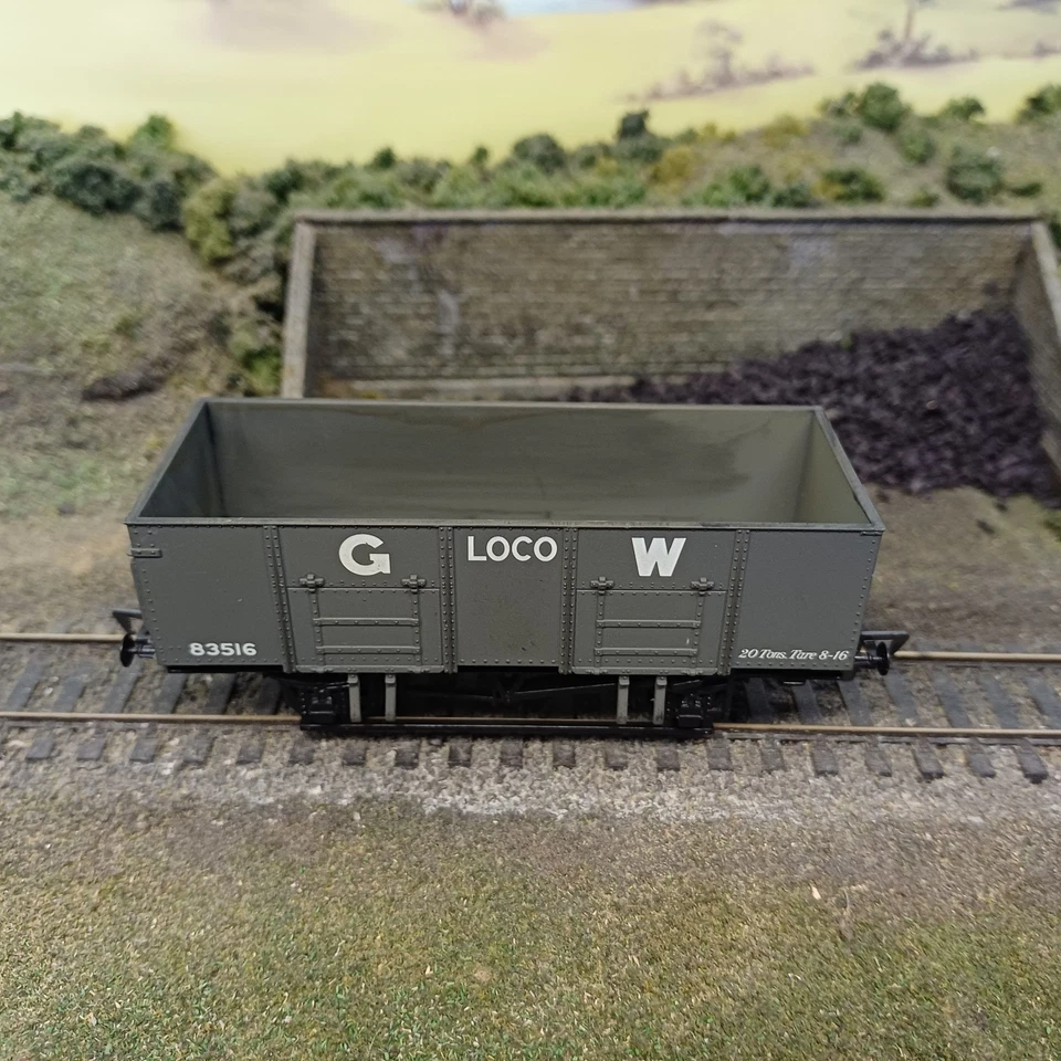 Airfix GMR. 54360-3 20 Ton Mineral Wagon GW Hornby Vintage Model Railway. Boxed. - Image 3 of 4