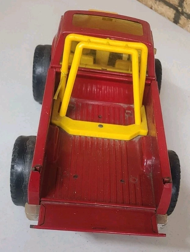 NYLINT METAL FORD TRUCK AND HORSE TRAILER NYLINT STABLES - Image 3 of 4