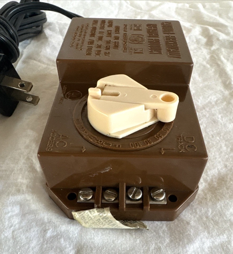 Vintage Bachmann Hobby Train Transformer Model #6607 HO & N Scale Railroading - Image 2 of 4