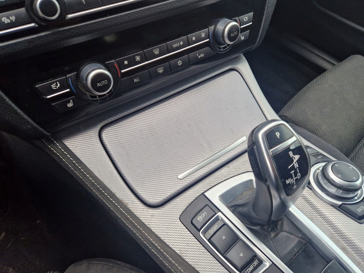 ☆BMW純正☆BMW M Performance カーボン・インテリア BMW F10 F11 M 