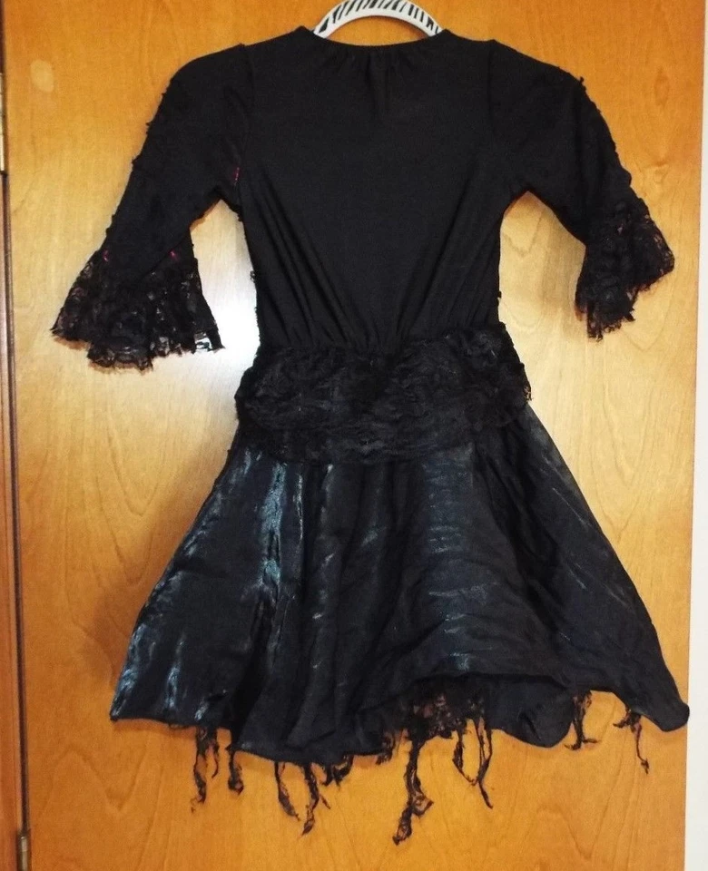 PRINCESS PARADISE WITCH DRESS, COSTUME, GOTHIC, HALLOWEEN, SIZE 6/8. BLACK & RED - Image 2 of 4