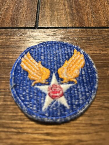 Vintage WW2 Era Army Air Corps Blue Yellow Wings Patch ORIGINAL - Picture 2 of 2
