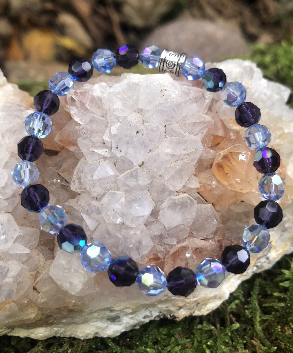 Bracelet cristal Swarovski fait main look de mariée et tenue d'été poignet fin