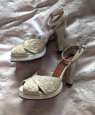 Re-Mix Vintage Shoes Veracruz 1940s Style Tooled Floral Ivory Heels 8