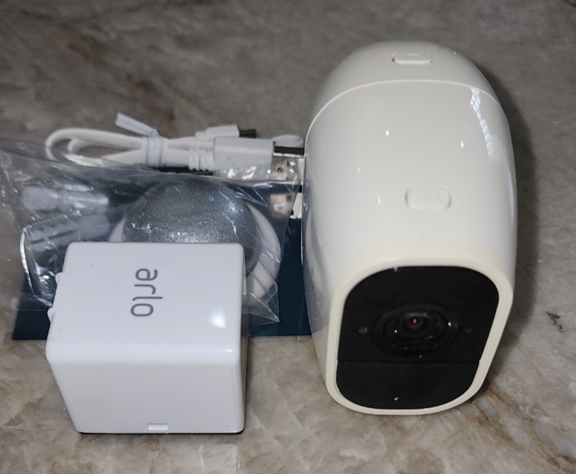 【未使用】Arlo Pro2 増設用 ネットワークカメラ VMC4030P ① Arlo Pro 2 1080p HD Wireless Security Camera - VMC4030P for