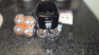 Pitbull Skull Shaver Silver Pro SX5 with Close Shave Blade & Rugged Shave Blade