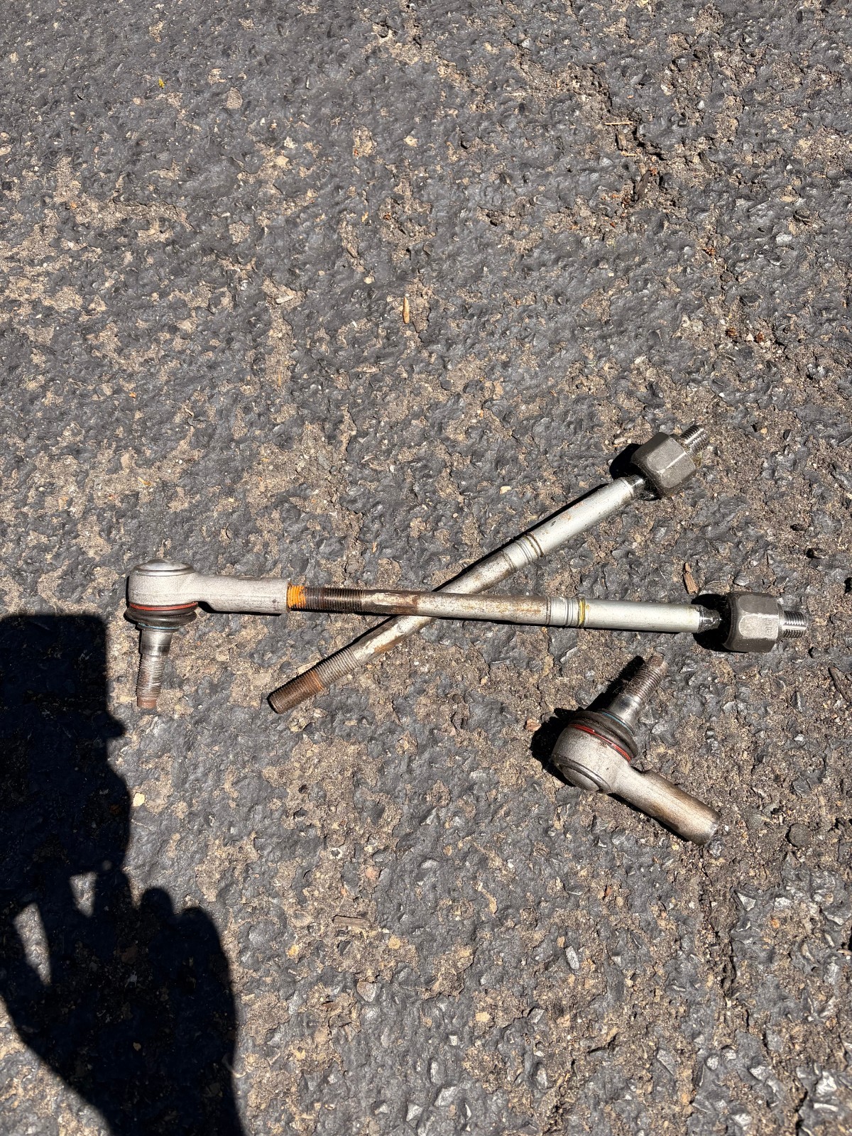 2007 aston martin vantage front tie rods used in working condition